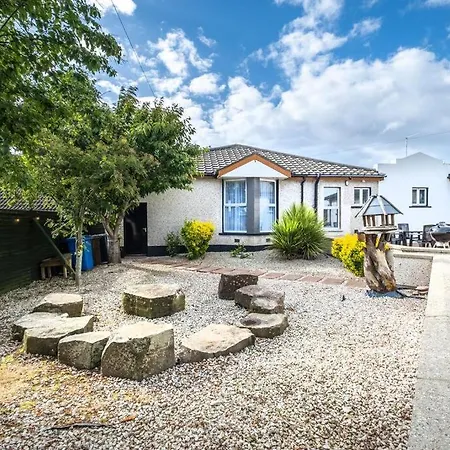 Port Tara Holiday Home Portballintrae Esterno foto
